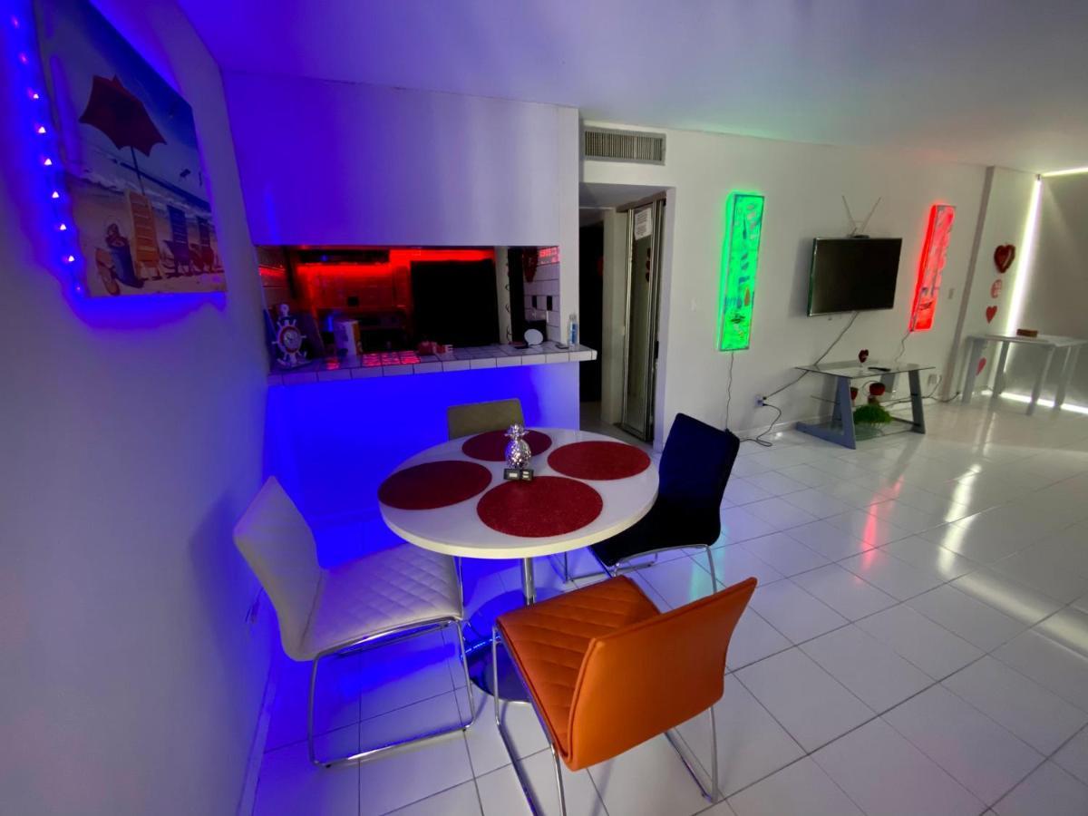 Hobie Oceanfront Apartment At Isla Verde Сан Хуан Екстериор снимка