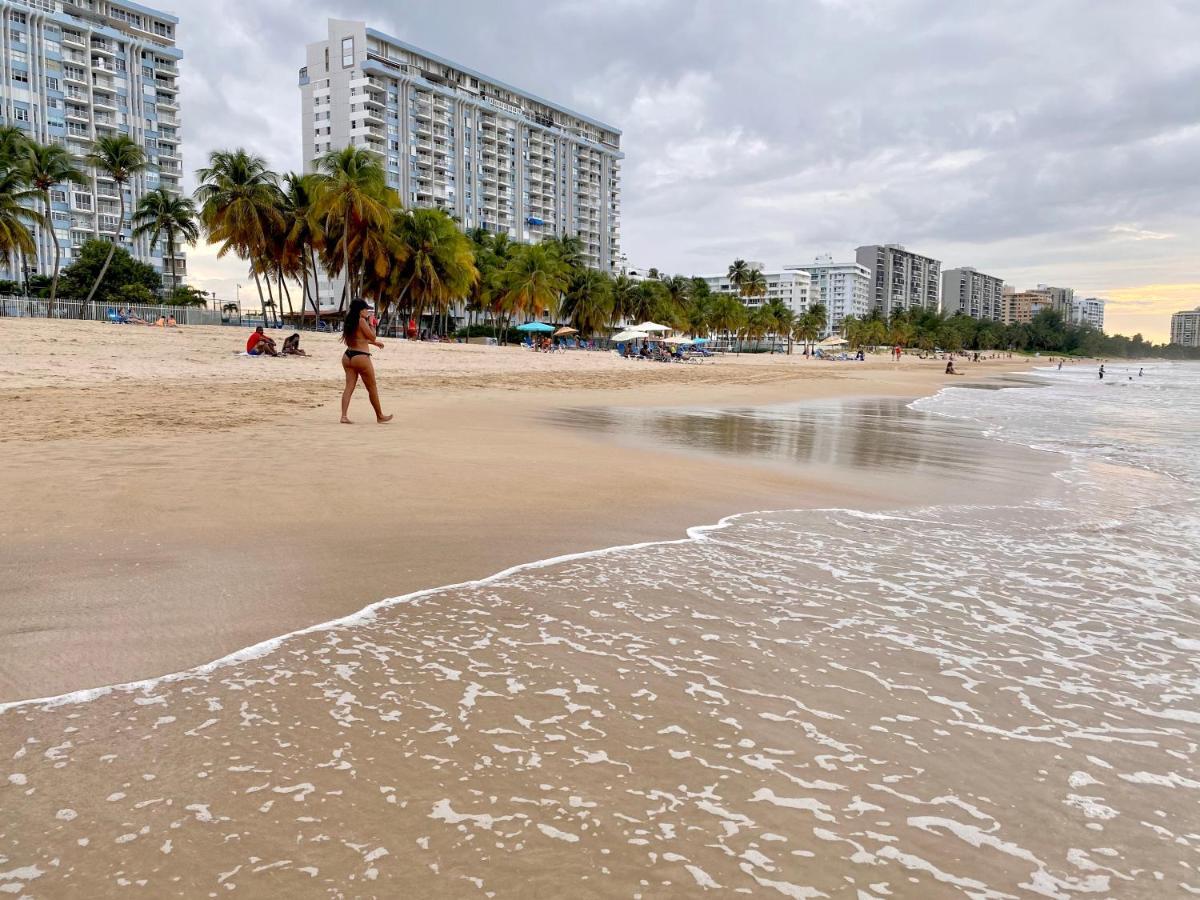 Hobie Oceanfront Apartment At Isla Verde Сан Хуан Екстериор снимка